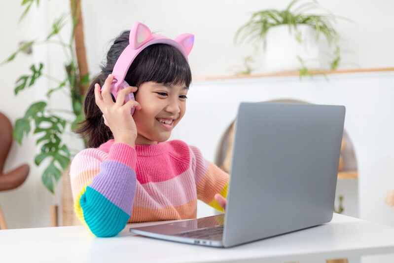 Weekly Vocabulary Challenge for Years 3–6